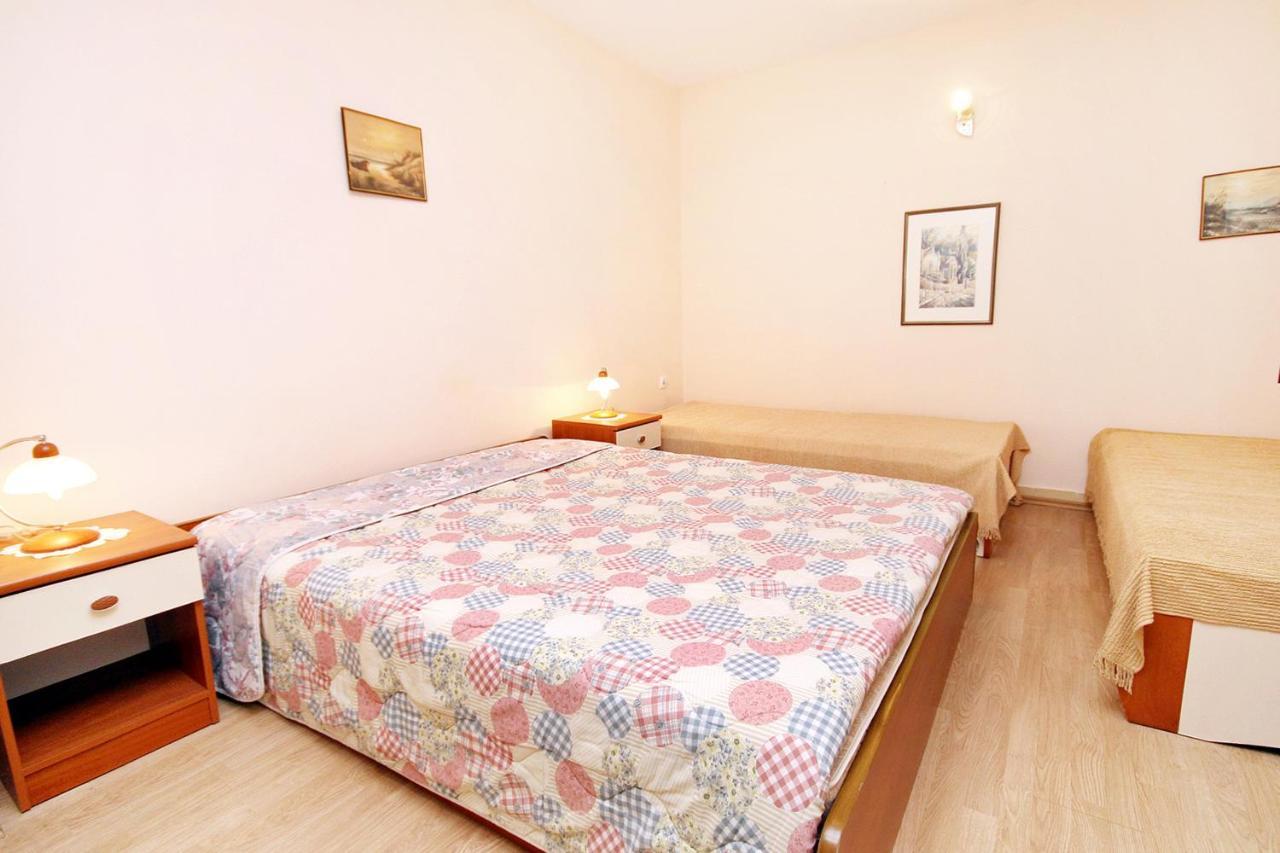Apartments By The Sea Brgulje, Molat - 6241 외부 사진