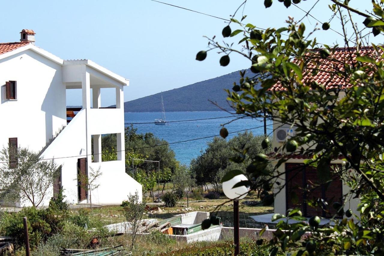 Apartments By The Sea Brgulje, Molat - 6241 외부 사진